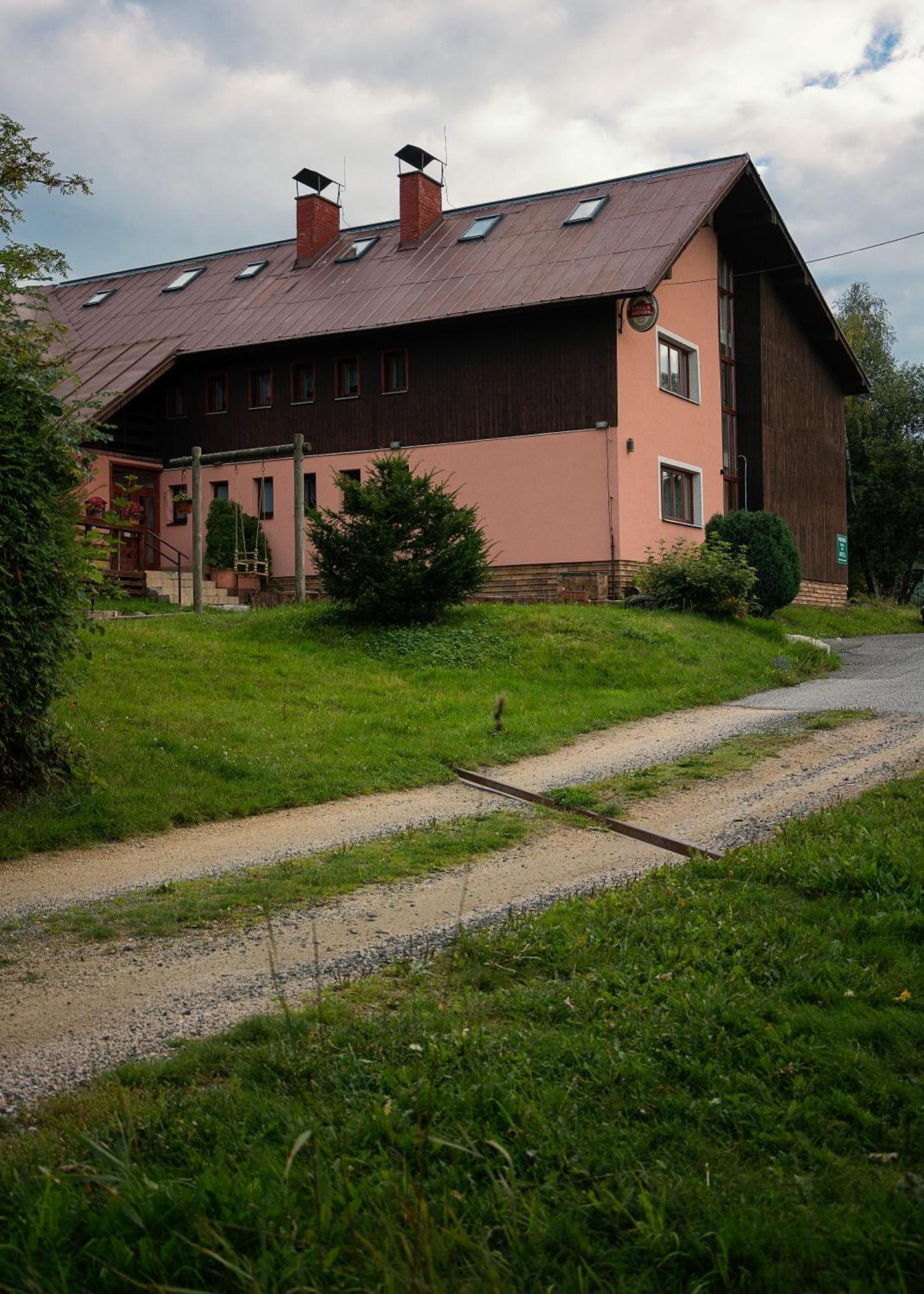 Hacienda Cert Kořenov מראה חיצוני תמונה