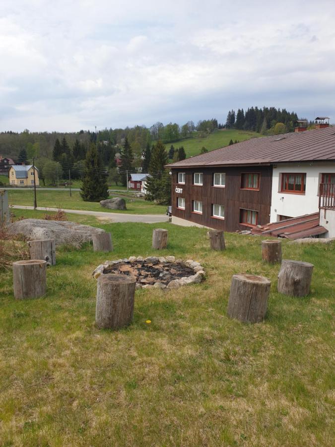 Hacienda Cert Kořenov מראה חיצוני תמונה